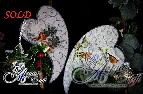 Set of two Curved Christmas Hearts